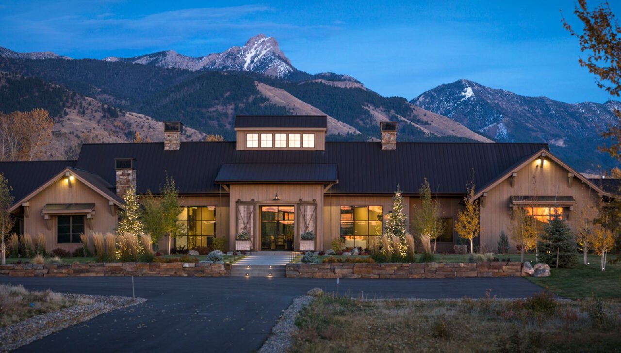 montana home builders exterior ranch driveway entrance in front of mountain